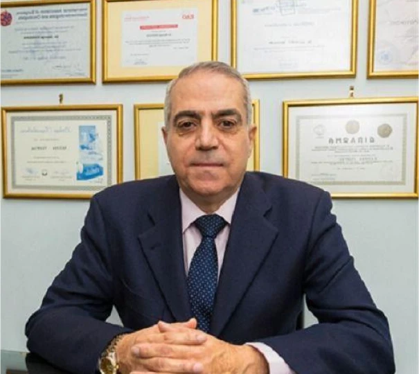 Δρ. Κασούχας Γεώργιος